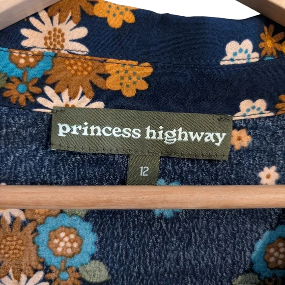 Princess Highway Floral Print Button Front Dress - Picture 2 of 13